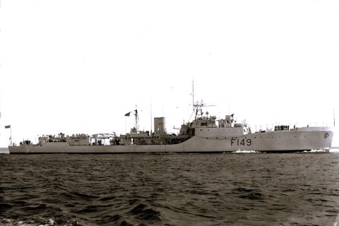 INS KHUKRI F149