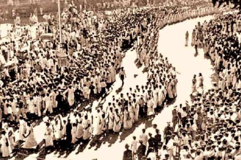 प्रधानमंत्री ने भारत छोड़ो आंदोलन में भाग लेने वालों को दी श्रद्धांजलि
