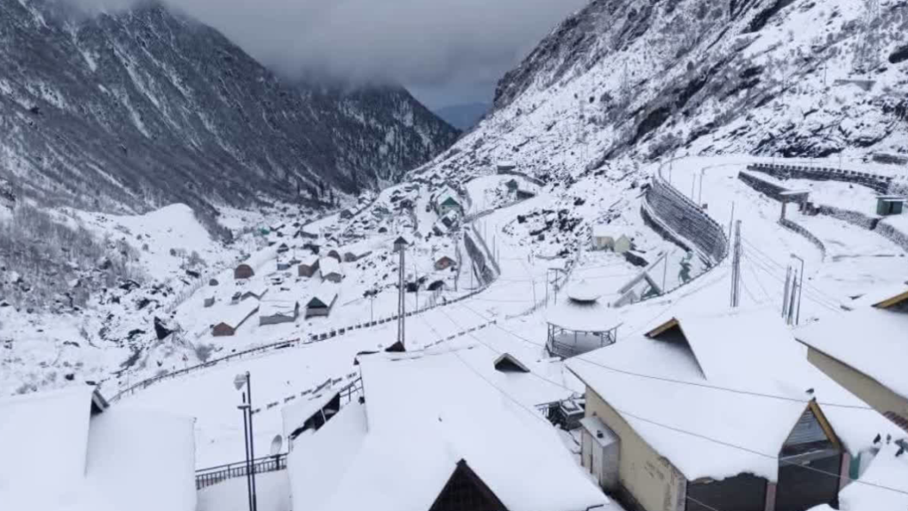 Hindu Kush Himalaya Sees 27% Snow Decline