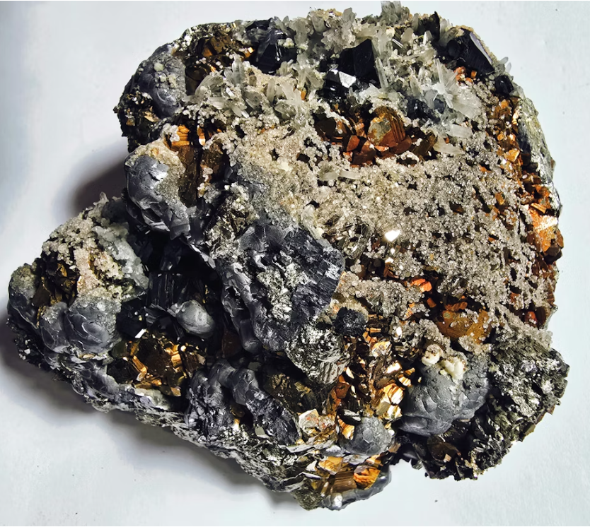 China Discovers 11th Lunar Mineral