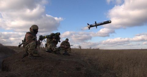 India Signs Deal with US to Buy Javelin Anti-Tank Missiles